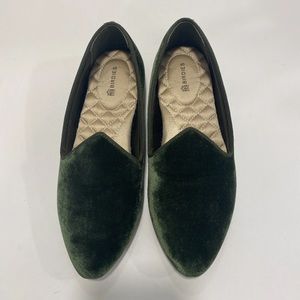 Birdies The Heron Olive Green  Velvet Flats Size 6